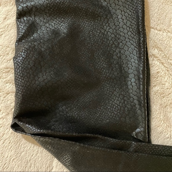 NWT Torrid Black Tonal Snake Pixie / Size 0X - Picture 3 of 9